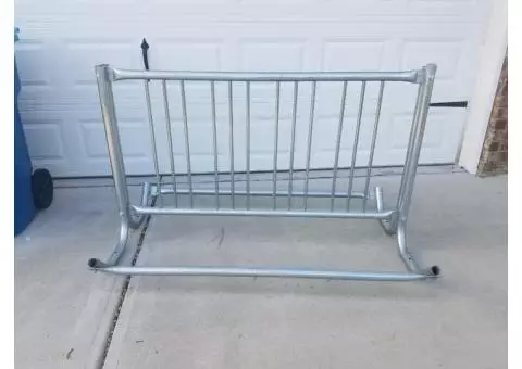 Metal bike rack
